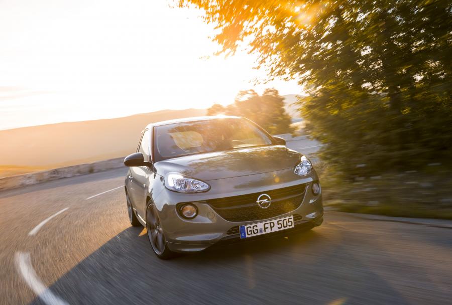  Opel Adam S 2015 года  (WW) (фото 16 из 35)